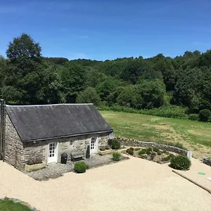  Lodge Moulin Du Squiriou France